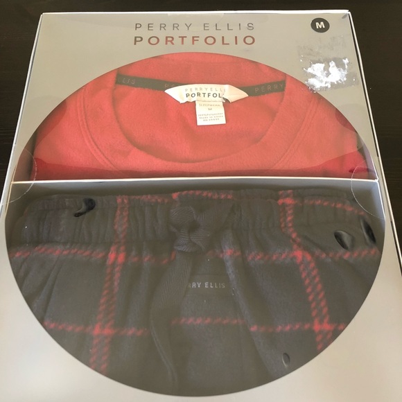 *SOLD* PERRY ELLIS Portfolio sleep set. New. - Picture 2 of 6